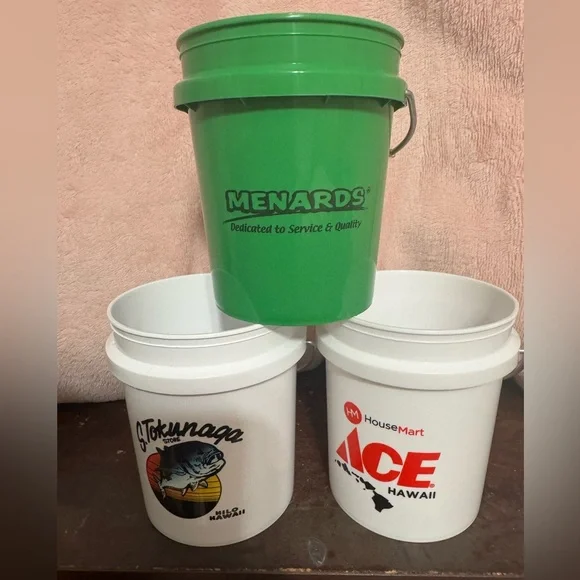 Viral Mini Buckets 0.4-0.5qt…Menards, Ace Hardware Hawai’i & S.Tokunaga Hawai’i - Picture 1 of 1